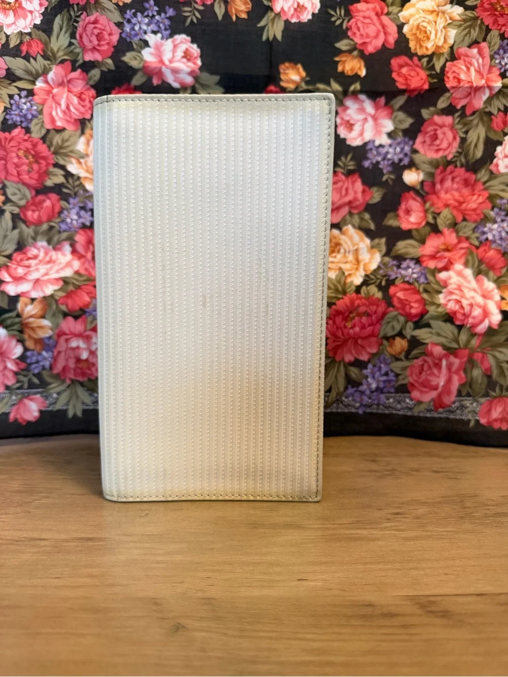 Bulgari Cream Textured Home Accent Wallet Organizer